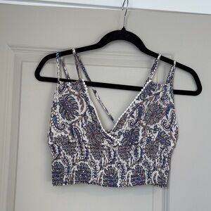 American Eagle Outfitters Blue and White Floral Tank Top